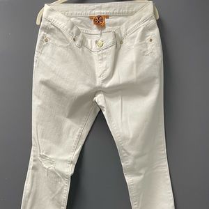 Tory Burch Slouchy Slim Distressed White Denim Size 28 - New Condition